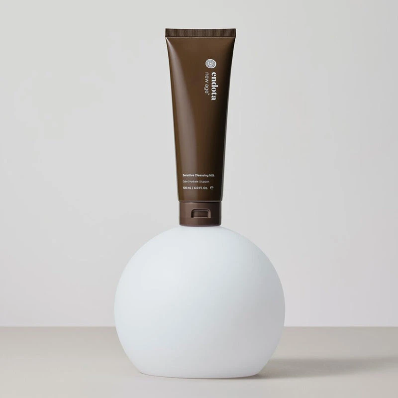 Endota Spa New Age Sensitive Cleansing Milk NEW 120ml 2 Endota Spa New Age Sensitive Cleansing Milk NEW 120ml - Image 2