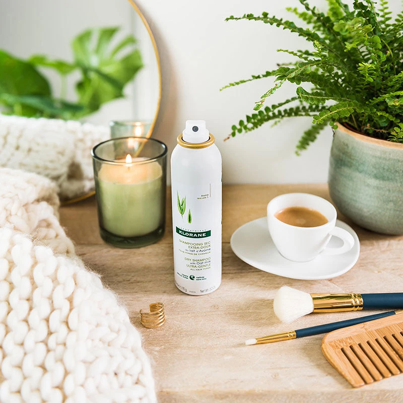 Klorane Oat Milk Dry Shampoo 250ml - All Hair Types 2 Klorane Oat Milk Dry Shampoo 250ml - All Hair Types - Image 2