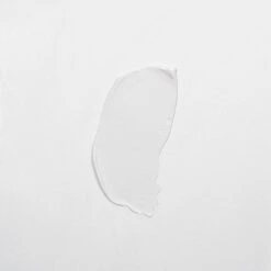 O Cosmedics Mineral Pro Untinted SPF 30+ 250g Supersize (EXP 10/2023) -Cheap Wellness Beauty Store O Cosmedics Supersized Mineral Pro lifestyle 3