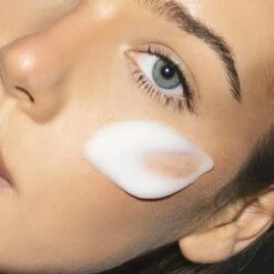 Alya Skin Foaming Micellar Cleanser 135ml -Cheap Wellness Beauty Store alya foaming micellar cleanser model